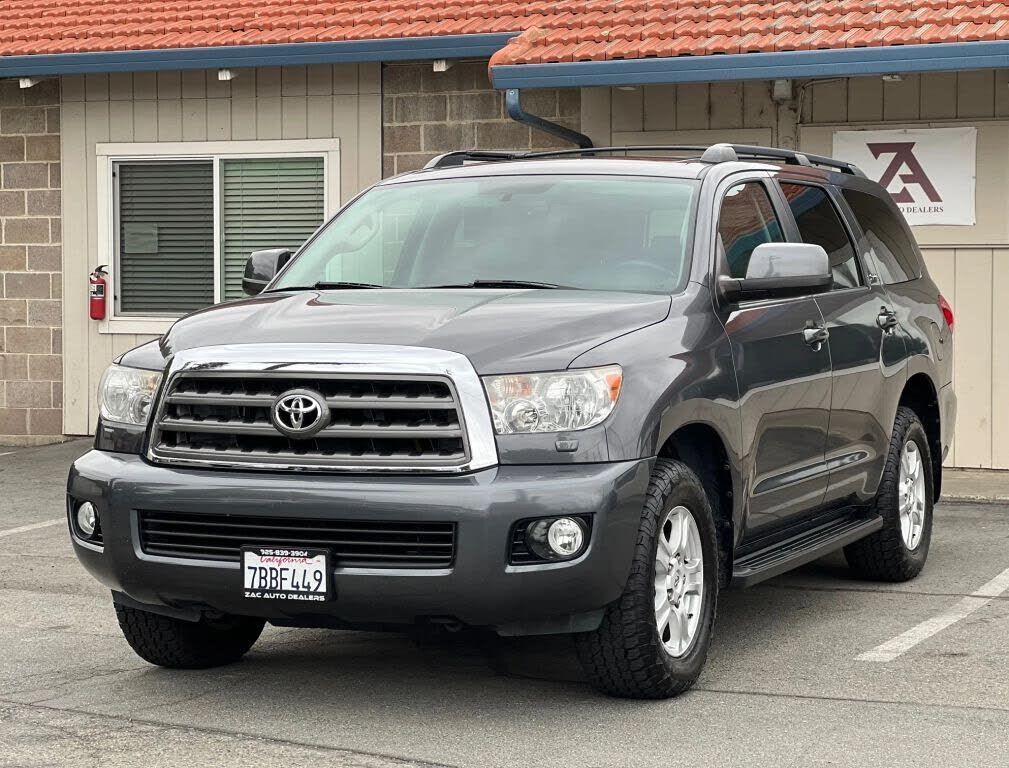 Toyota Sequoia