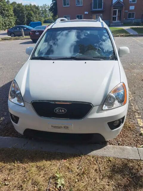 Kia Rondo