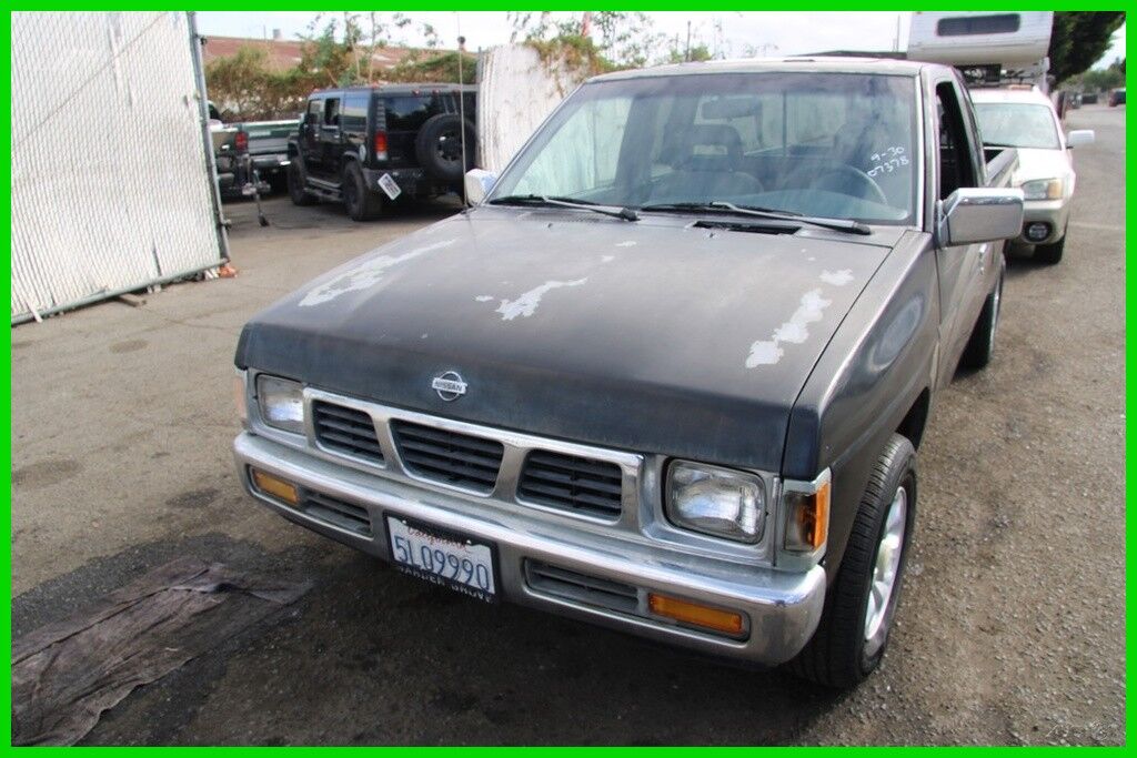 Nissan Pickup