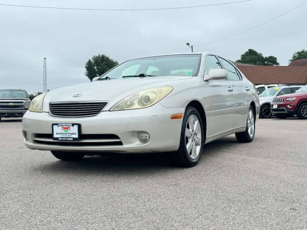 Lexus ES