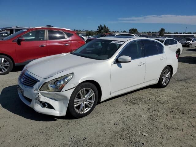 Infiniti G37
