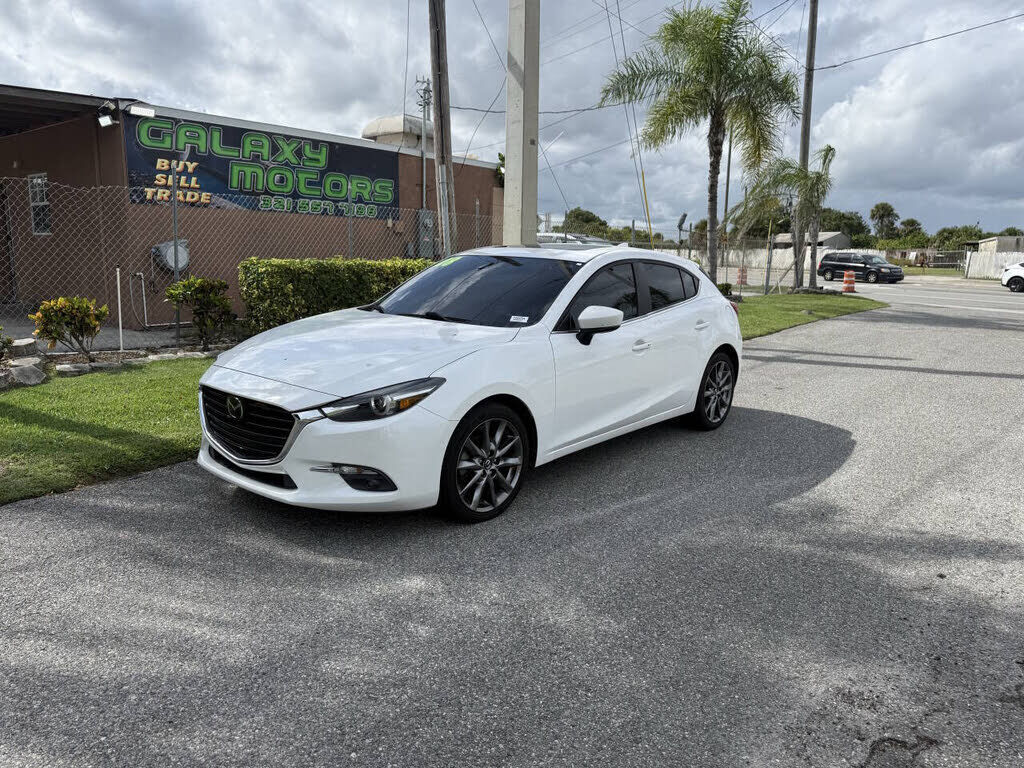 2018 MAZDA Mazda3