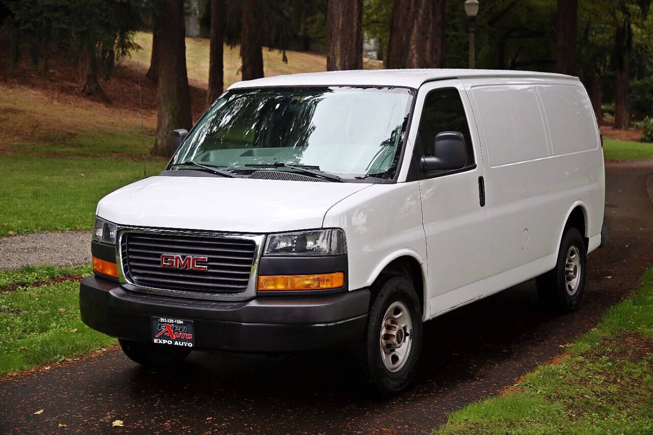 2018 GMC Savana
