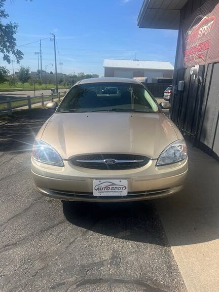 Ford Taurus