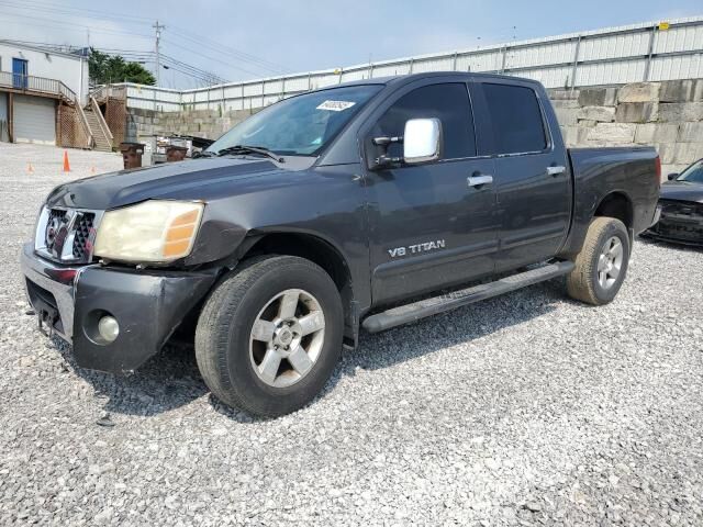 Nissan Titan