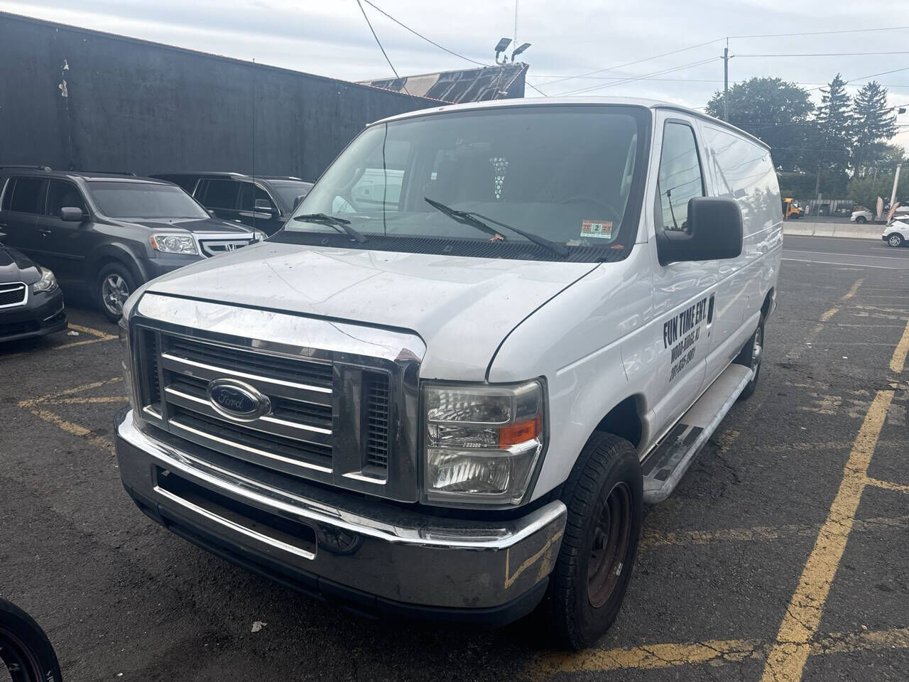 Ford E-250