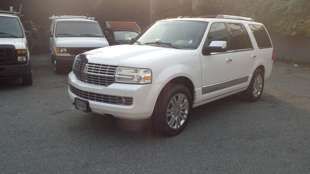Lincoln Navigator