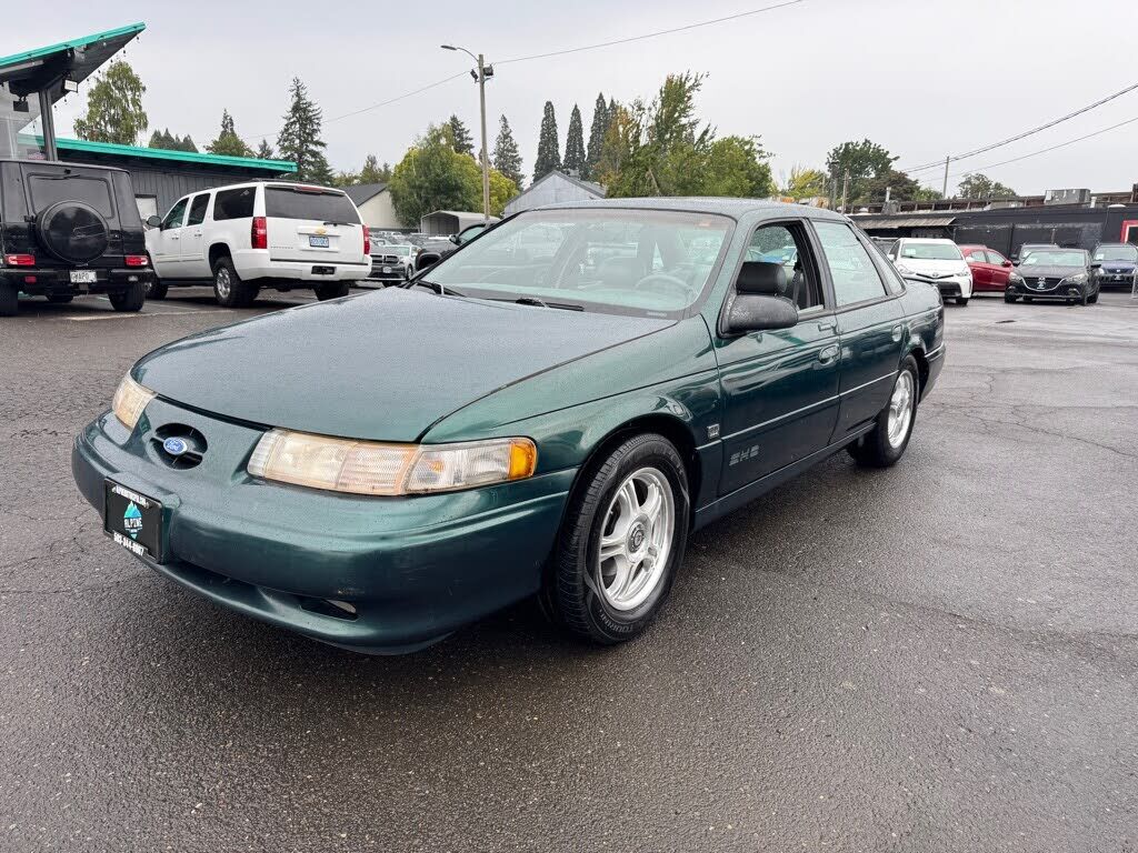 Ford Taurus