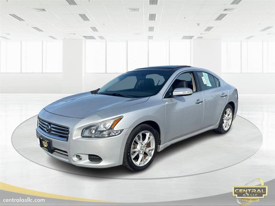Nissan Maxima