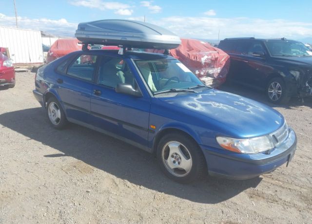Saab 900