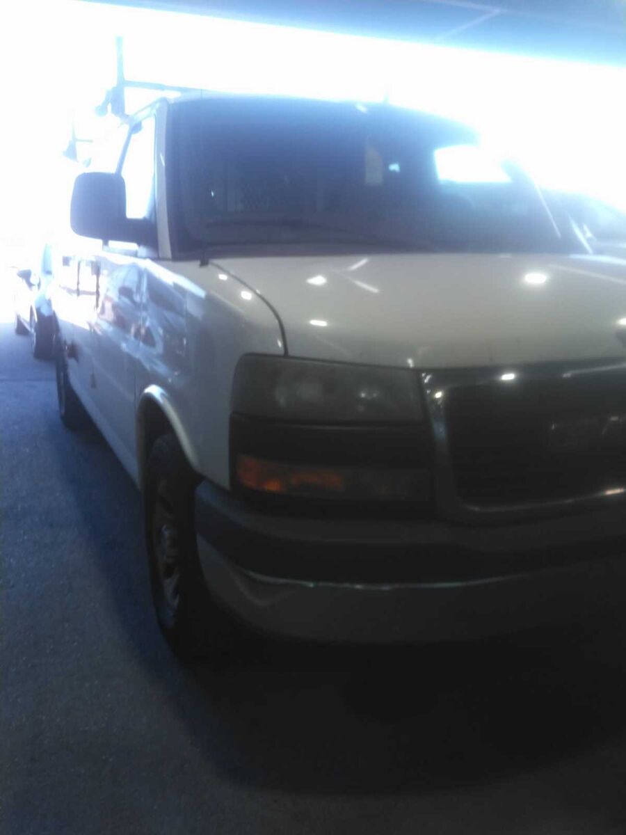 GMC Savana