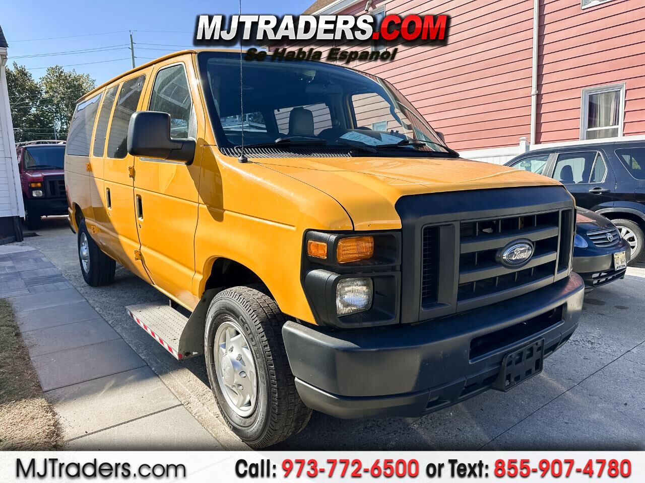 2013 FORD E-250