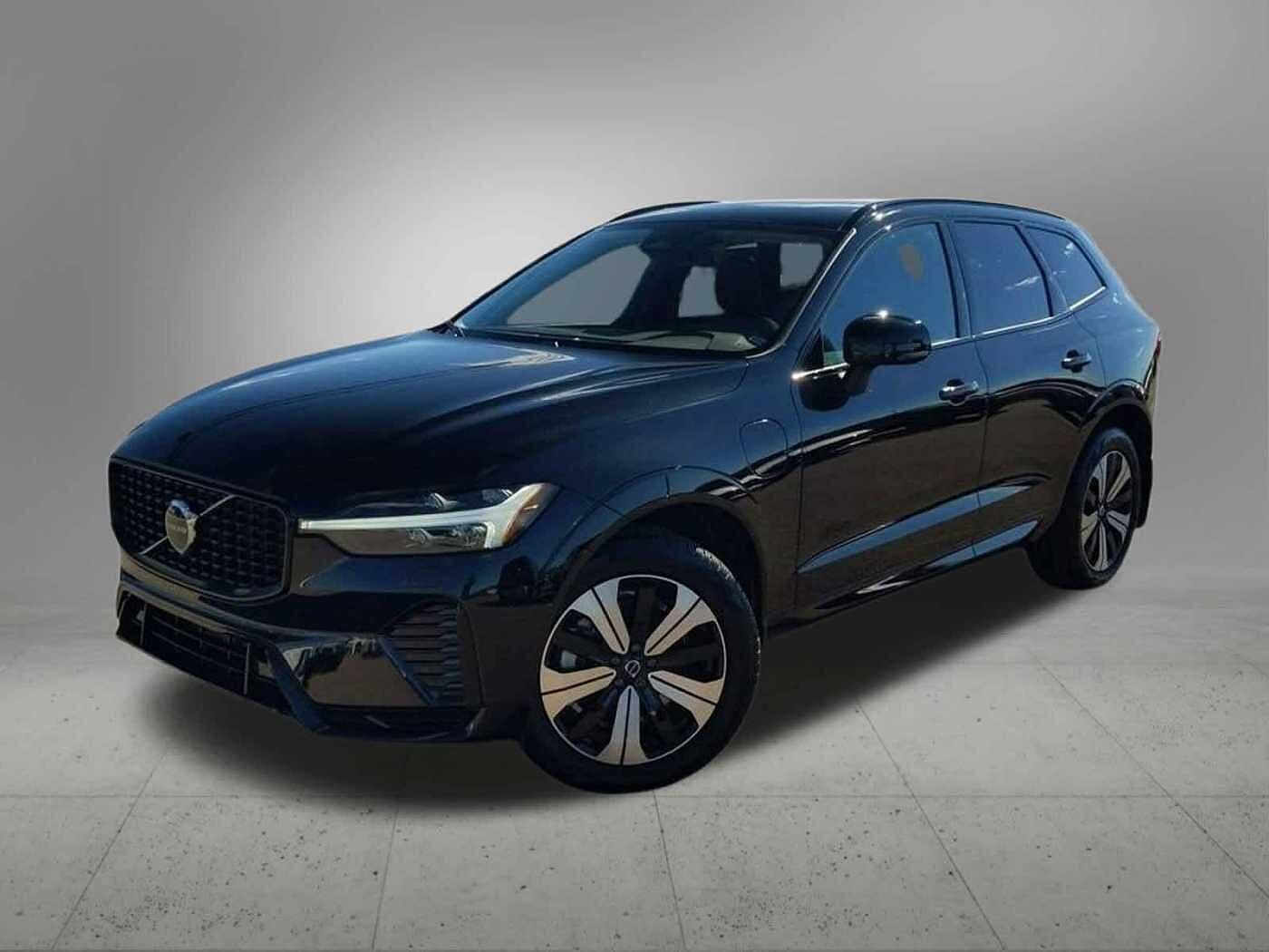 2025 VOLVO XC60