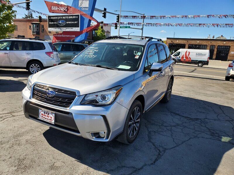 2017 SUBARU Forester
