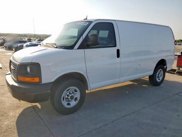 GMC Savana