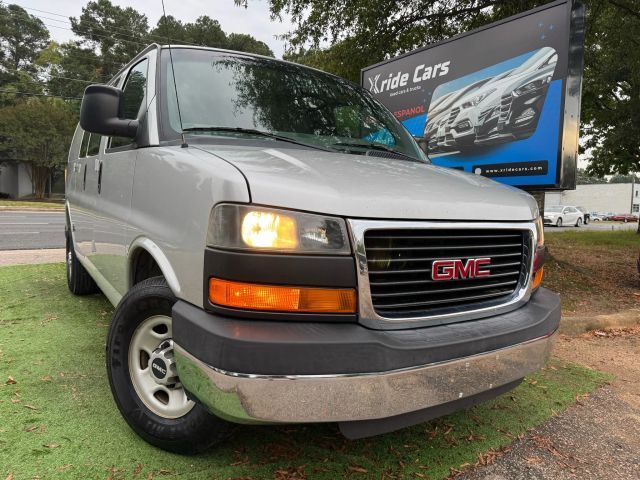 GMC Savana