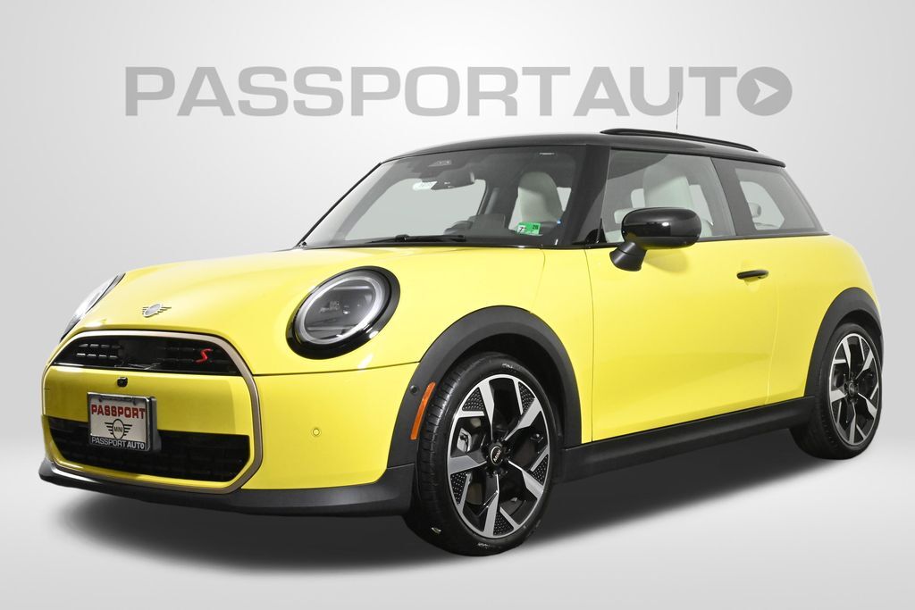 2025 MINI Hardtop