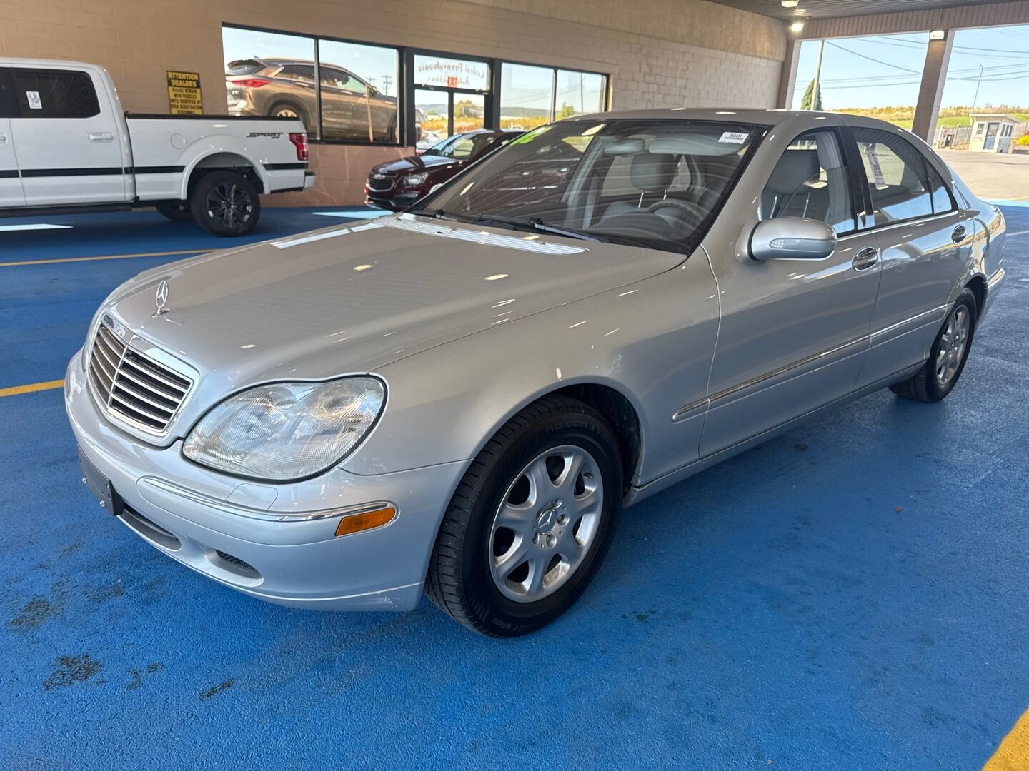 Mercedes-Benz S-Class