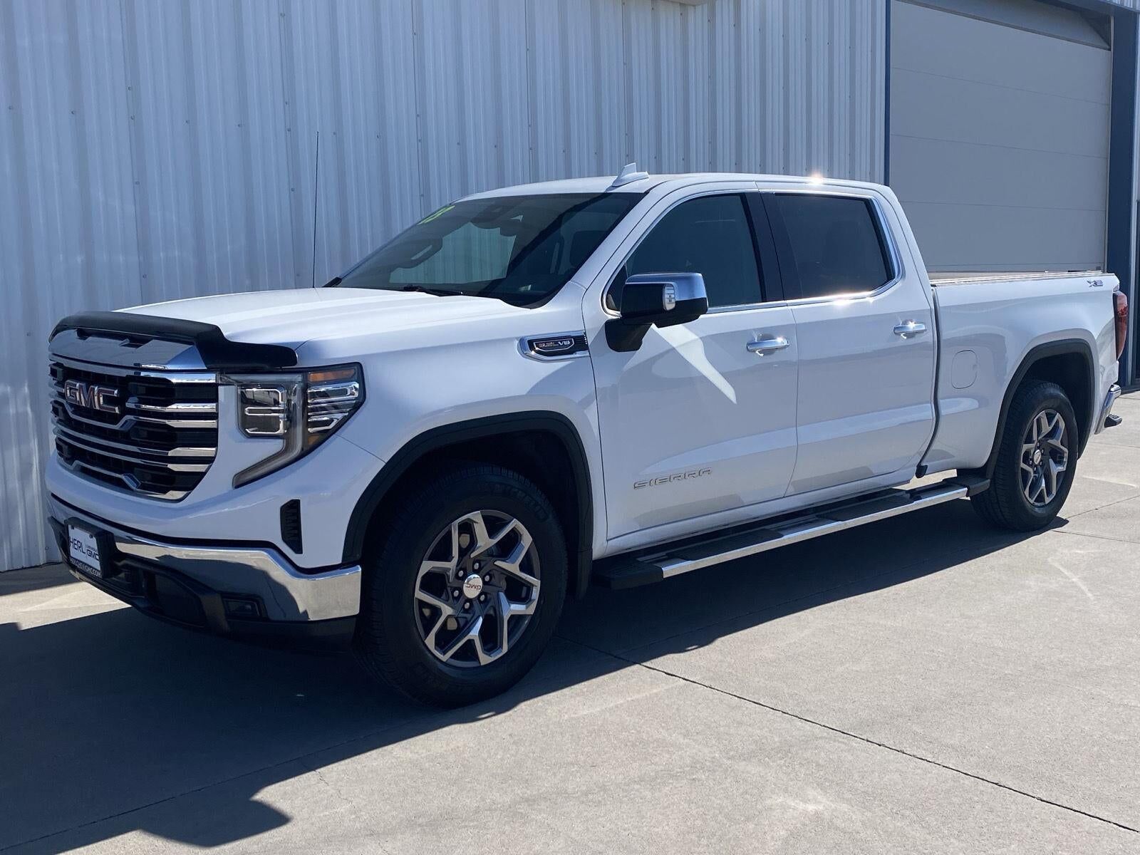 2023 GMC Sierra