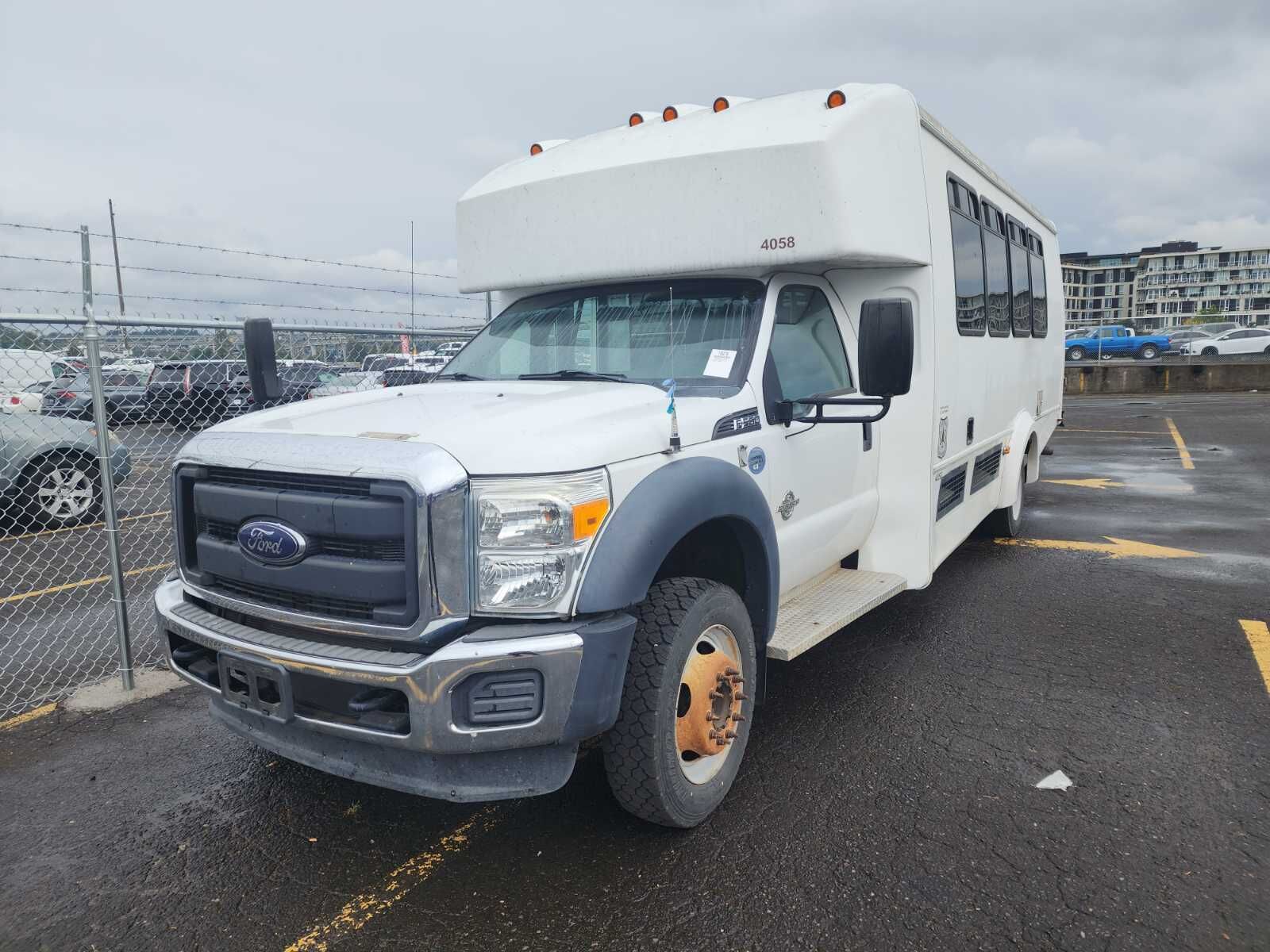Ford F-550