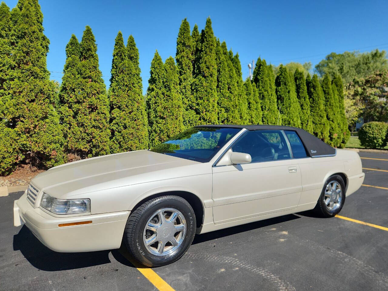 2002 CADILLAC Eldorado