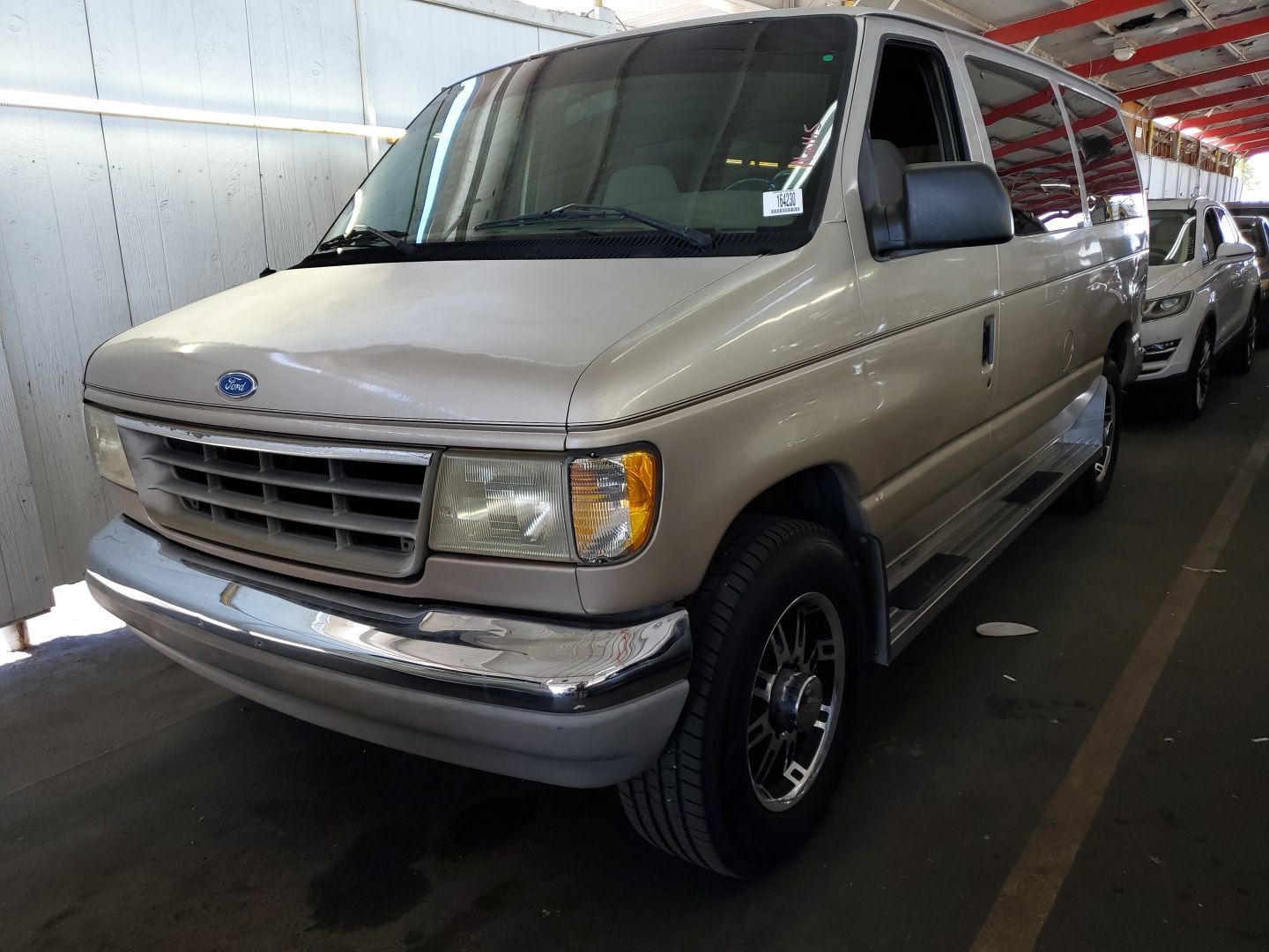 Ford E-350