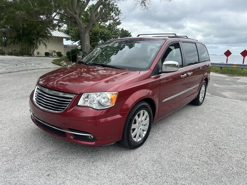 Chrysler Town and Country
