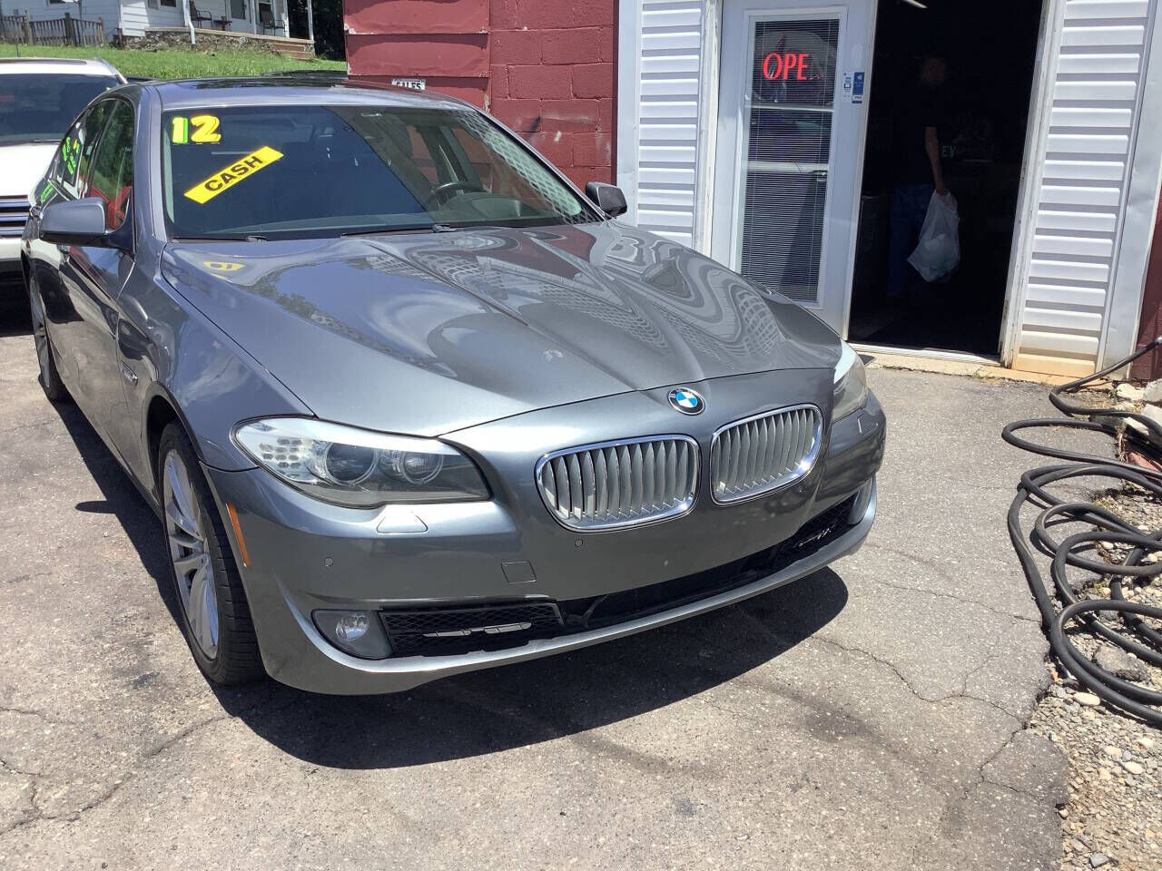 BMW 550i
