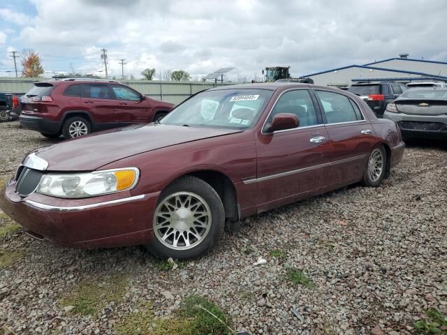 Lincoln Town Car