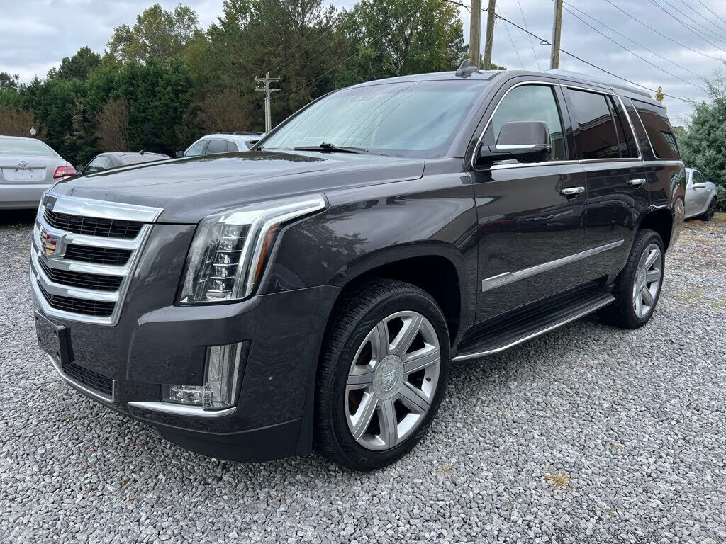 2017 CADILLAC Escalade