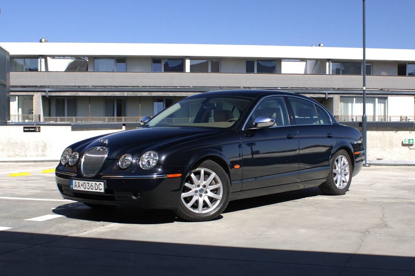 Jaguar S-Type
