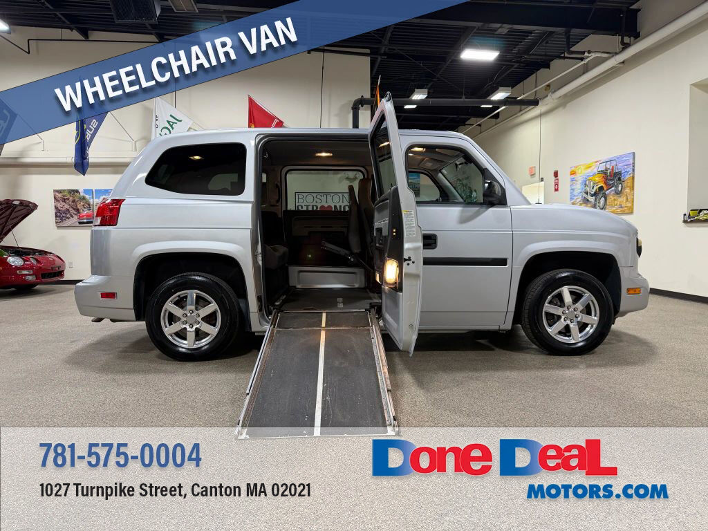 2016 AM GENERAL MV-1