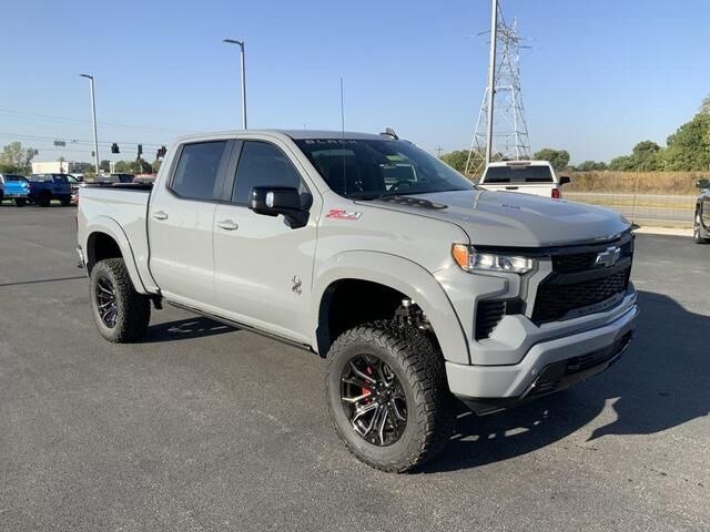 2025 CHEVROLET Silverado