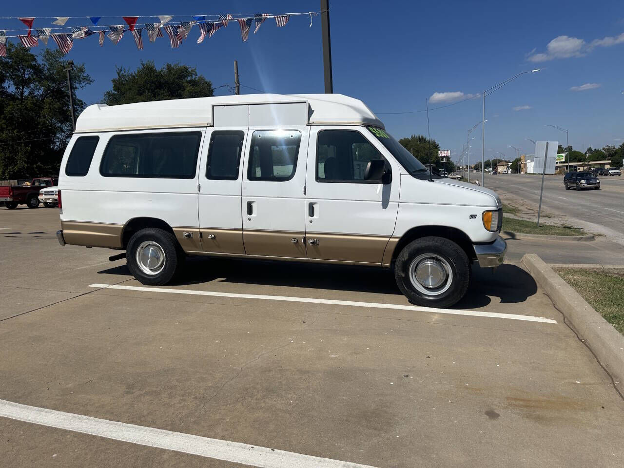 Ford E-250