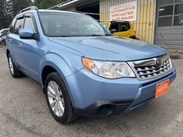 2011 SUBARU Forester