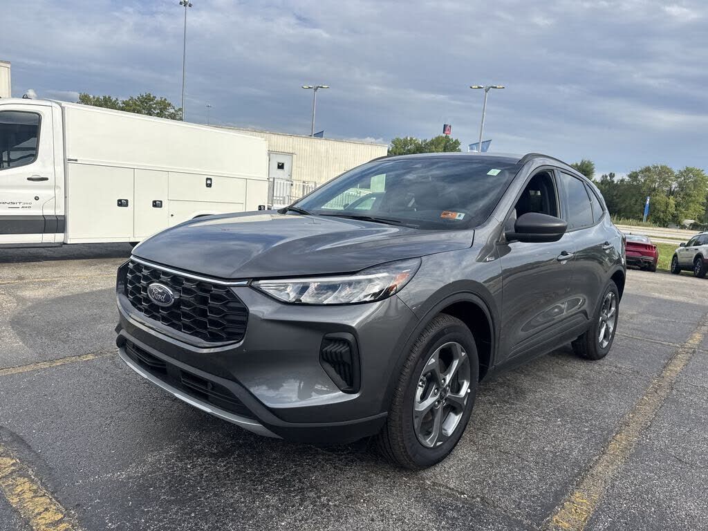 2025 FORD Escape