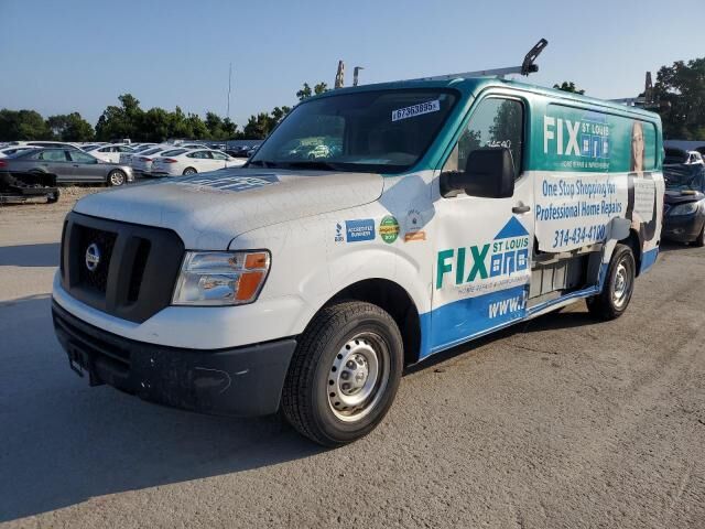 Nissan NV