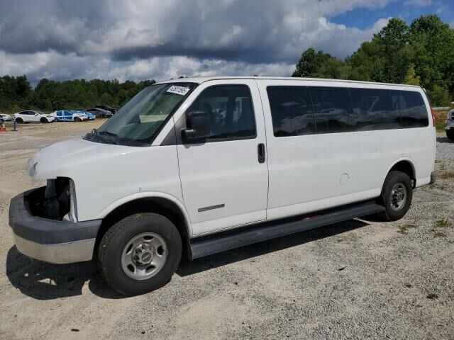GMC Savana