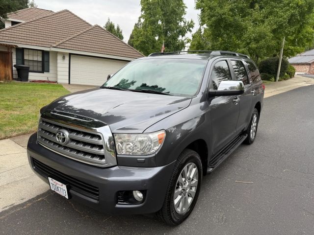 Toyota Sequoia