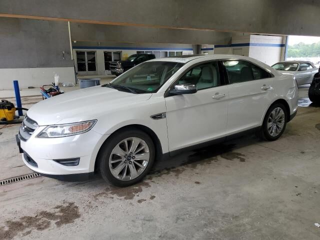Ford Taurus