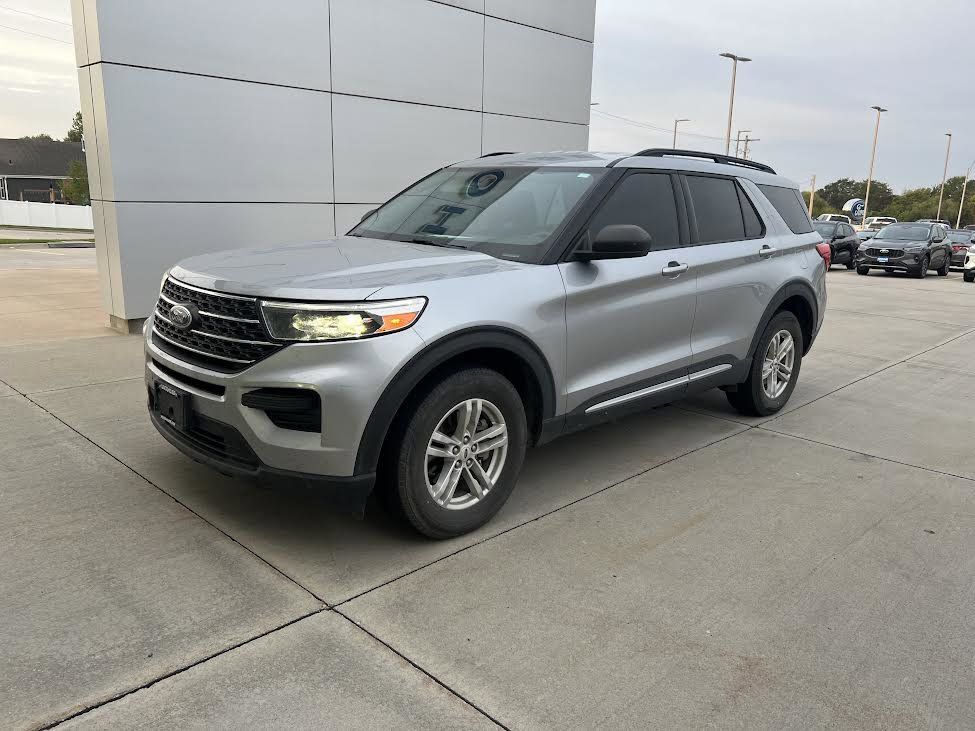 2022 FORD Explorer