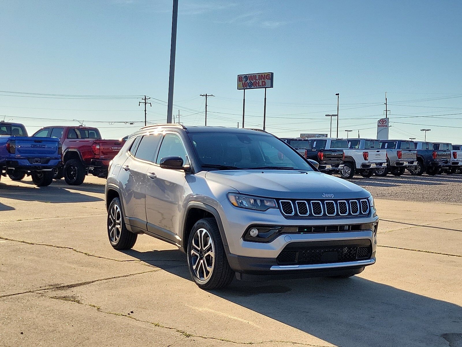 2024 JEEP Compass