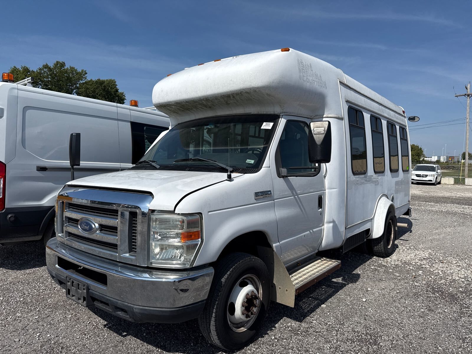 Ford E-350