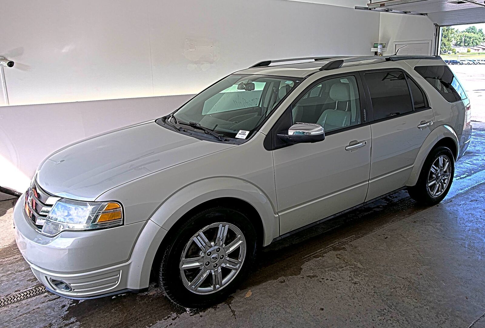 Ford Taurus X