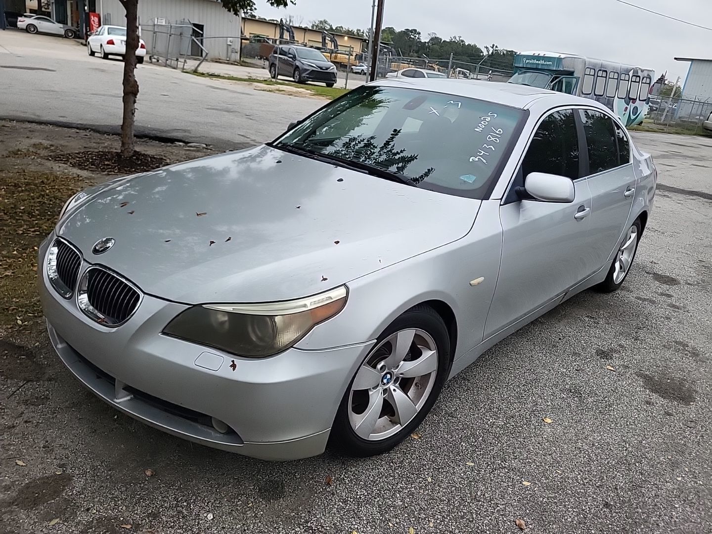 BMW 525i