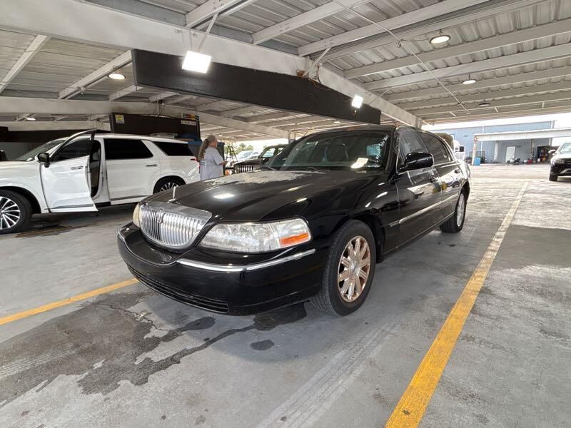 Lincoln Town Car