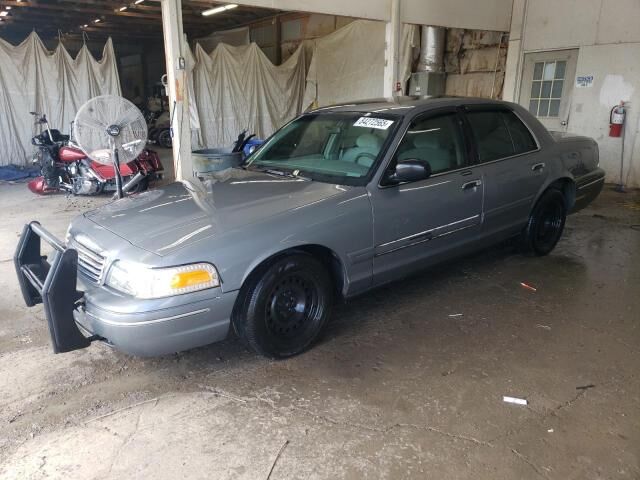 Ford Crown Victoria