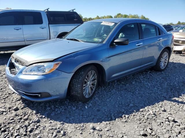 Chrysler 200
