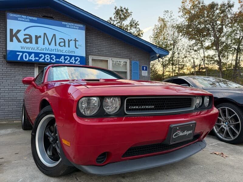 2012 DODGE Challenger