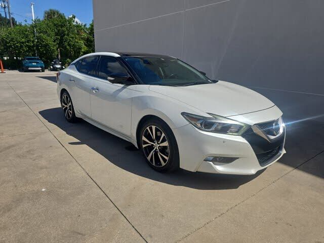 Nissan Maxima